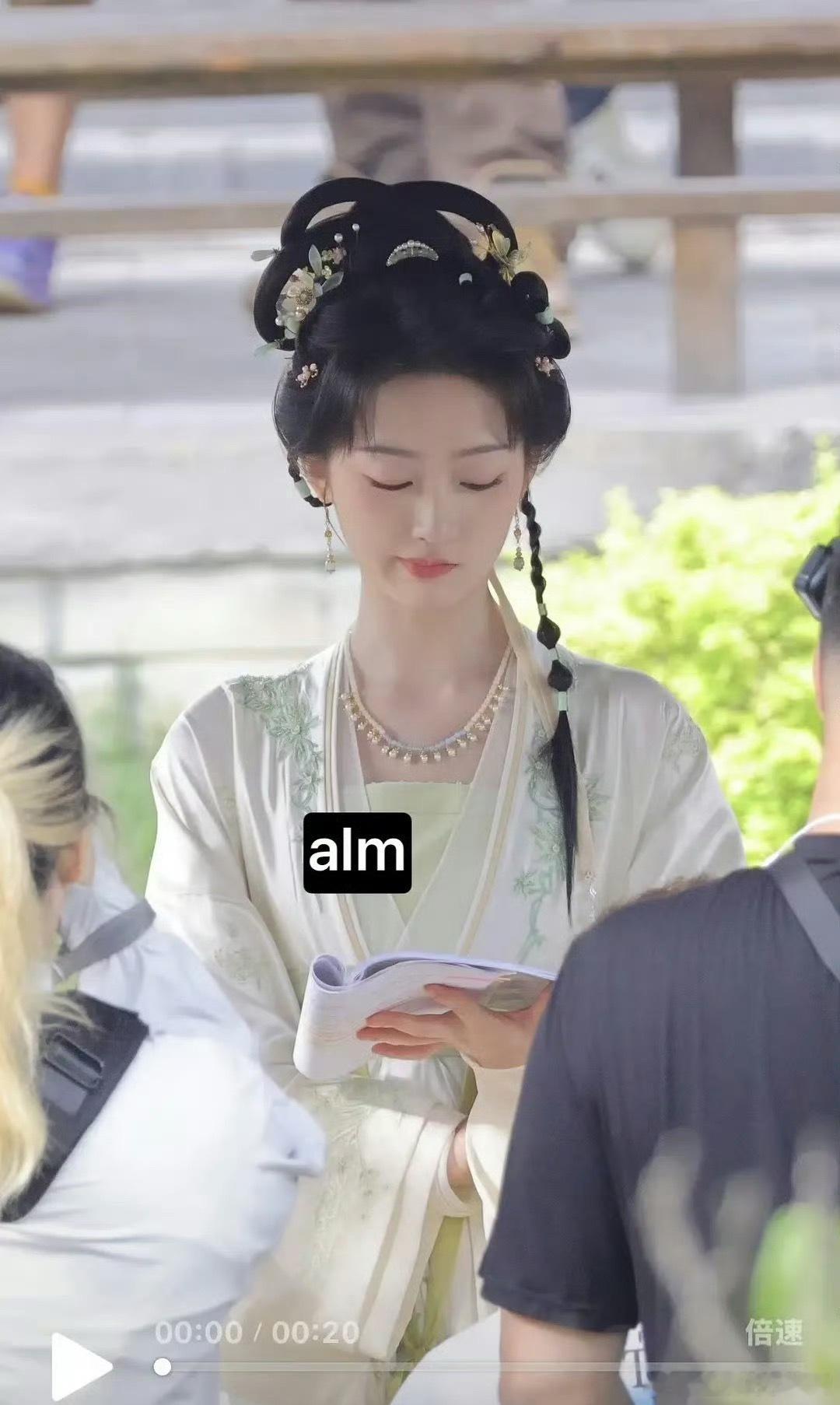 她真的好像蒋梦婕