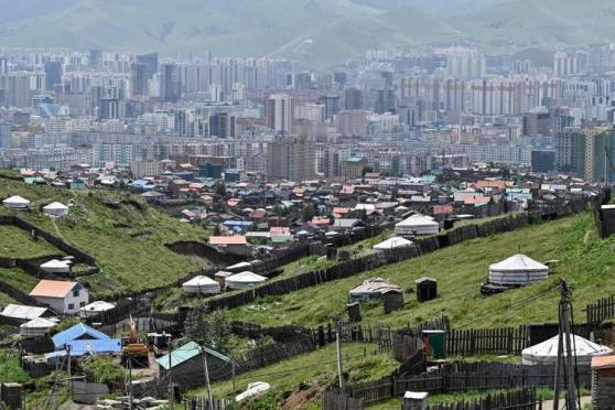 外蒙为何反华？如今宁可饿死也不向东大靠拢？ 其实哪有什么复杂的深层矛盾，说穿