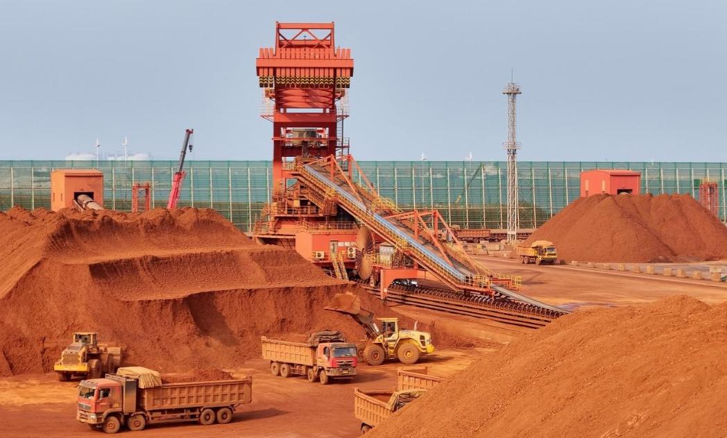 中国商务部发布的稀土出口管制公告（第61号），境外特定出口经营者在申请稀土出口许