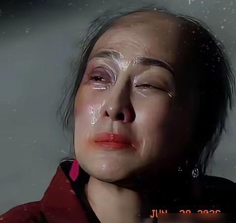 内娱出现了一位让人害怕的演员，她就是马苏，倒不是说她的长相，而是说她演的“底层