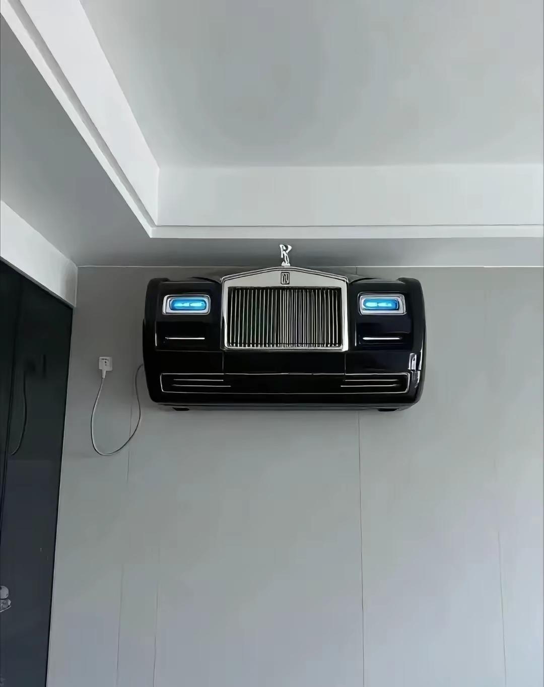 空调我只吹劳斯莱斯的[笑着哭]