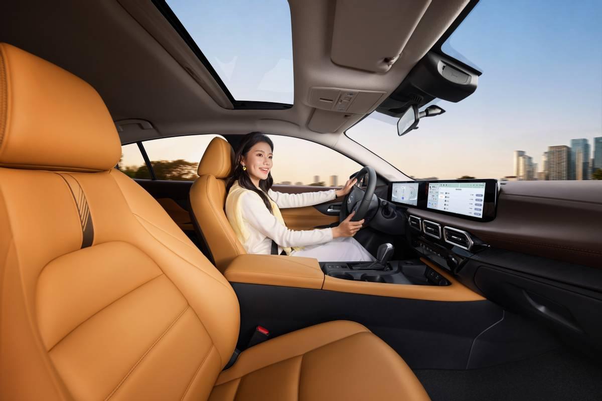 9.49万起！十五代轩逸这次把“智能短板”彻底补齐了以前聊轩逸，大家第一反应是