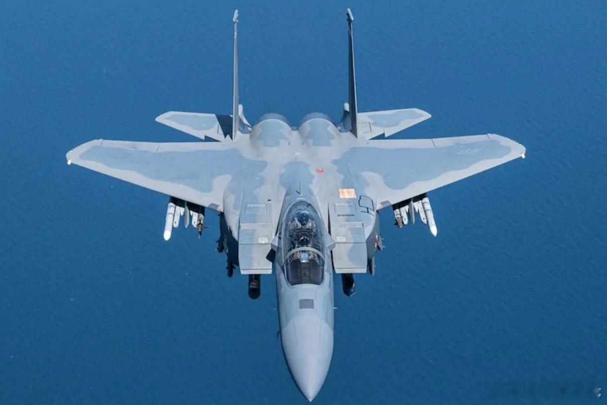 美空军有五代机，将首飞六代机，但仍准备将F-15EX机队规模扩大到267架据近日