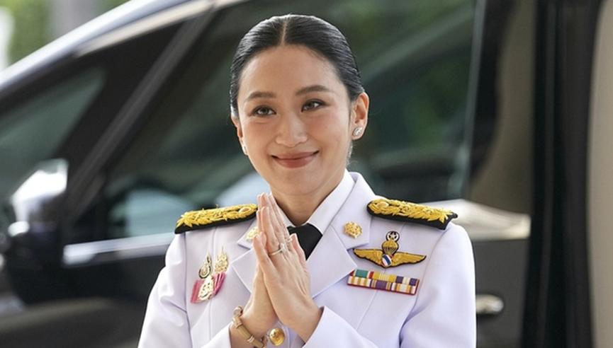 佩通坦保住官位，曼谷48小时内2次变天，中方出席，反诈大会召开。尽管佩通坦已经交