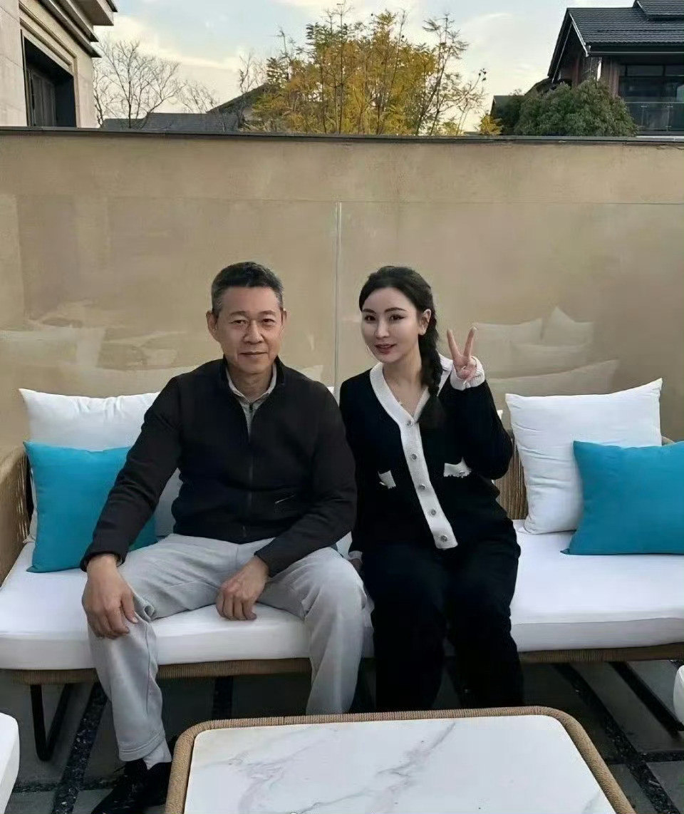 达康书记真显年轻啊​​​