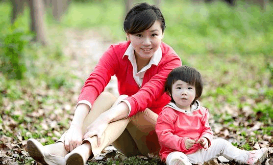 妈妈穿睡衣接送宝宝上下学, 遭到宝宝嫌弃, 大家怎么看