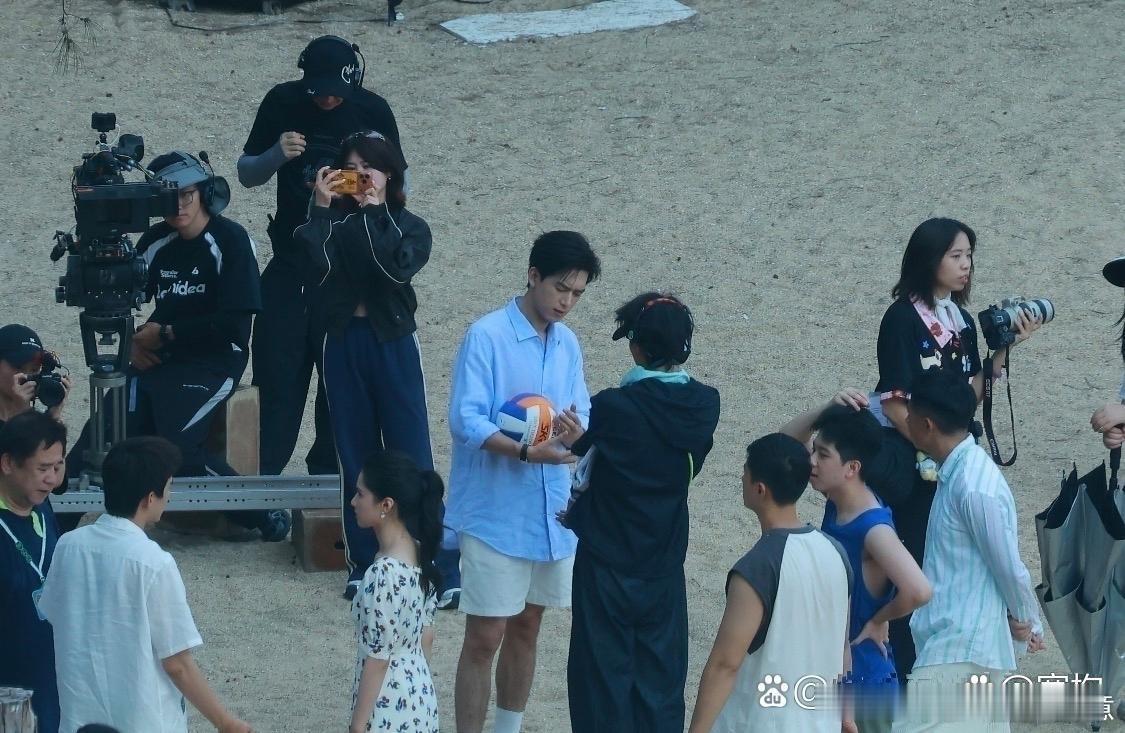 明星真的不上镜，镜头不及真人