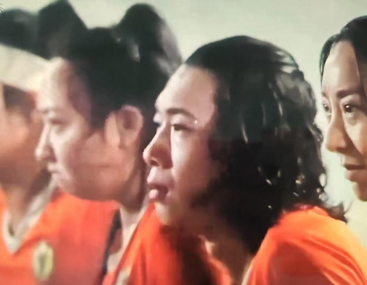二刷《功夫女足》换了个片源，结果把我惊到了！金龙队里有个球员怎么这么眼熟？出来