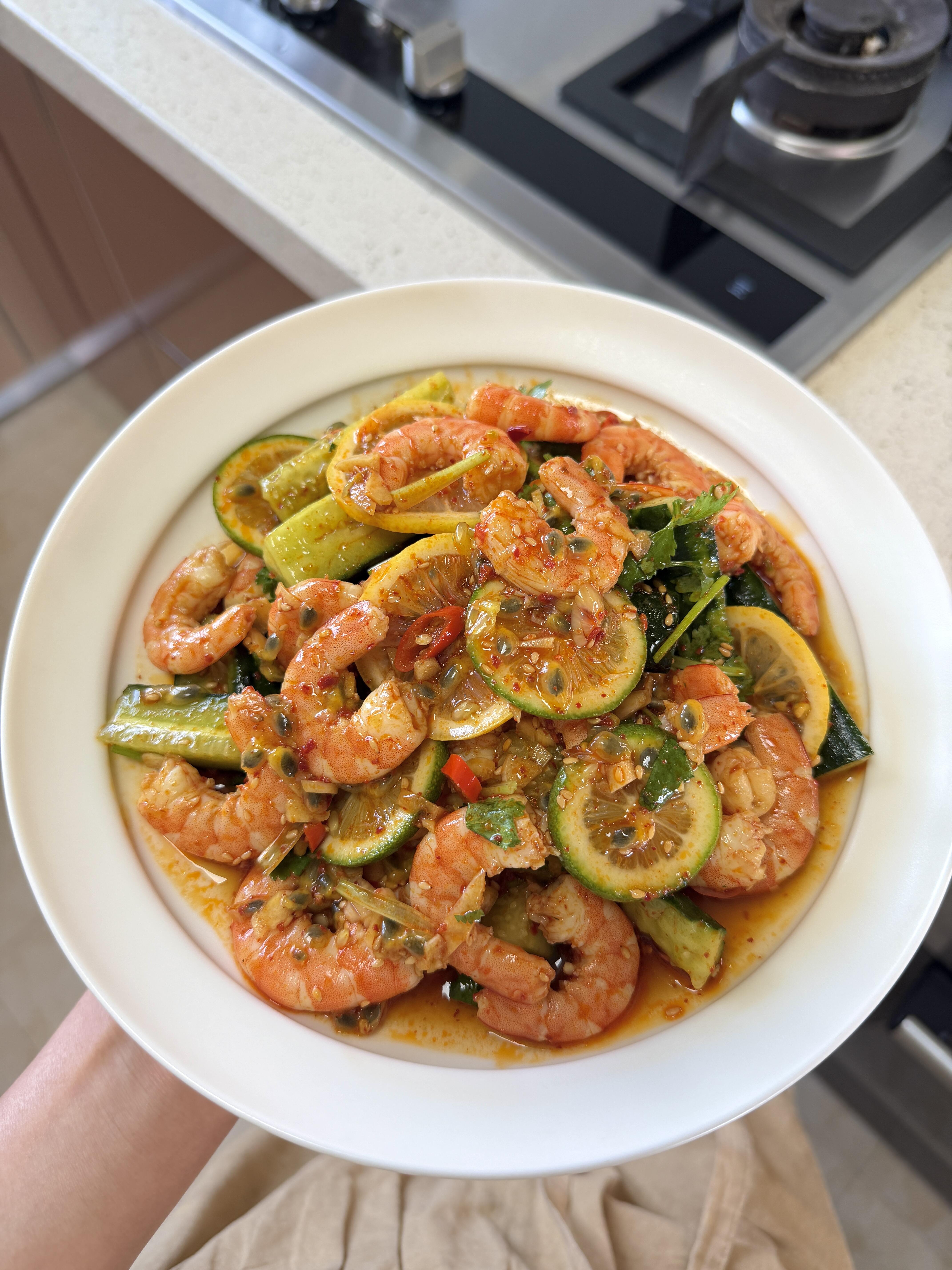 百香果柠檬虾太绝了🦐酸辣清爽，一口解锁春夏灵魂家人们谁懂啊😭百香果柠檬虾