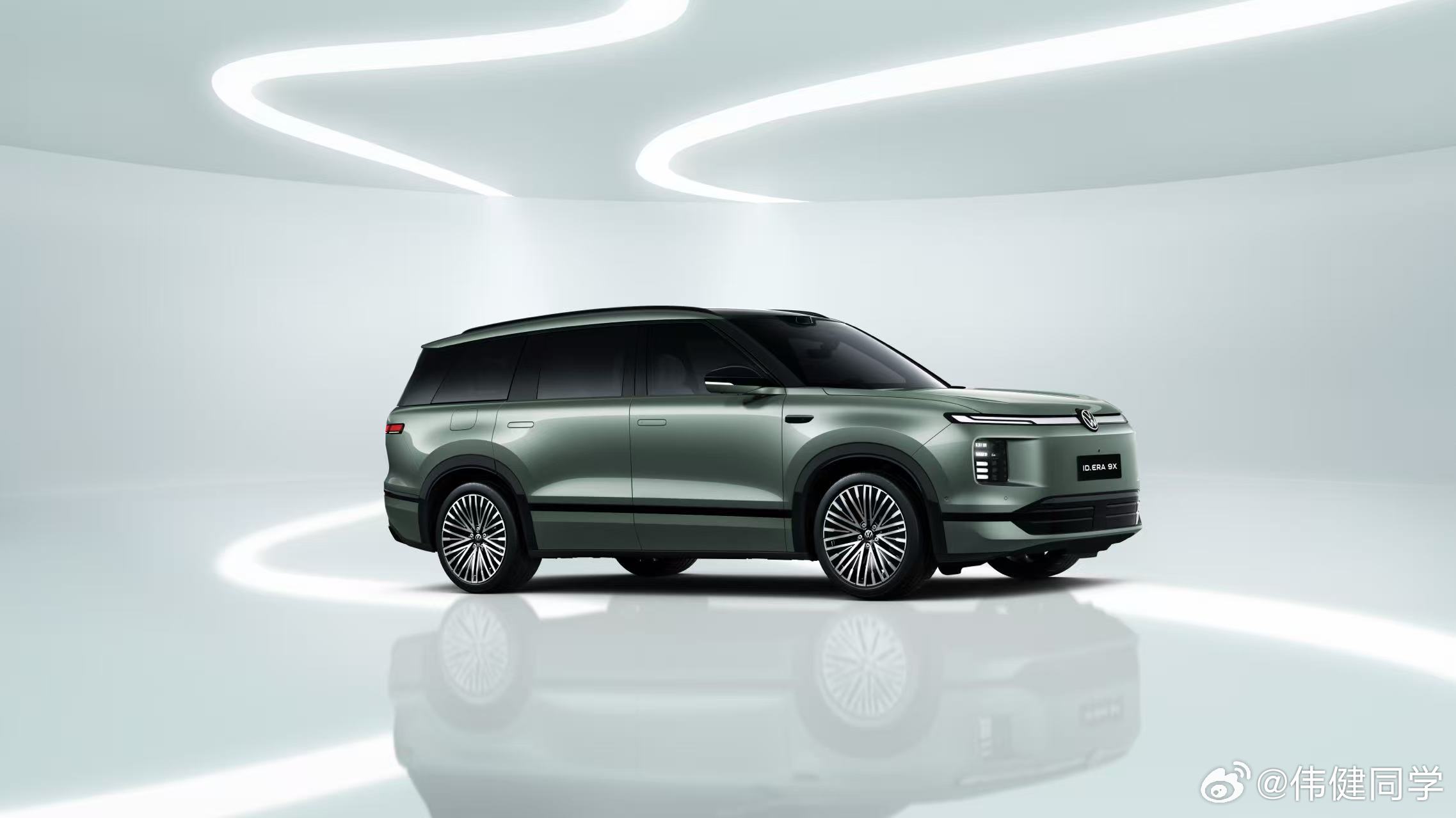 大众ID.ERA9X——大六座增程SUV这次发布的新颜色是仙踪绿，我觉得绿色这
