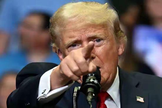 560名美军死亡后，特朗普暴跳如雷：不达目标不停战，伊朗现在你说了不算3月1