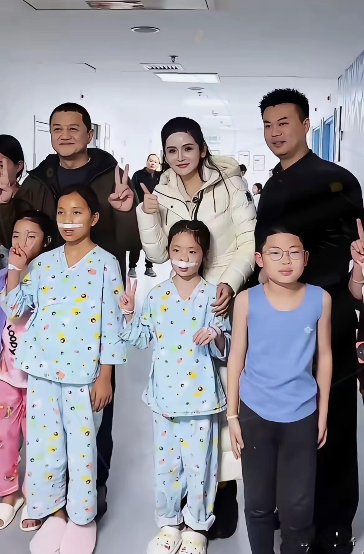 真的被徐楠楠和李亚鹏这波操作戳到了。楠楠开播聊天说，见到李亚鹏时直接放话：“鹏哥