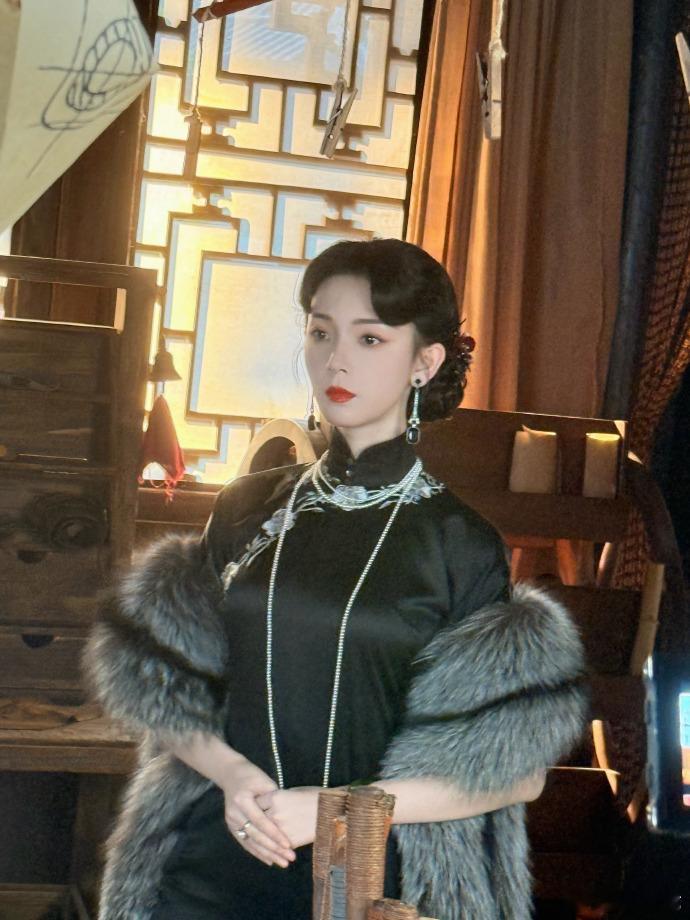 陈瑶请在姑声后留言陈瑶请发一声姑的语音蹲守大军持续就位，互相提醒耐心等候仙姑信号