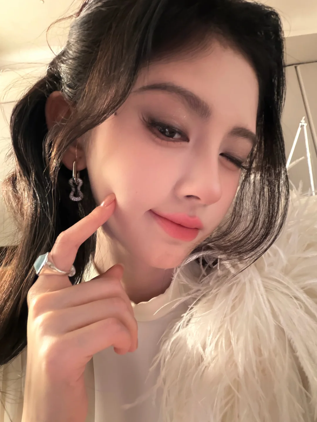 鞠婧祎｜偷个wink，捕捉瞬间心动😉#鞠婧祎#鞠婧祎库存#鞠婧祎live