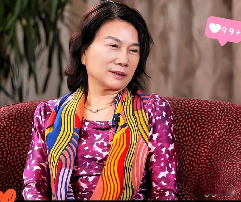 董明珠这次真的让所有人闭嘴了！人民日报重磅发声，直接戳破中国制造的虚火，雷军当年