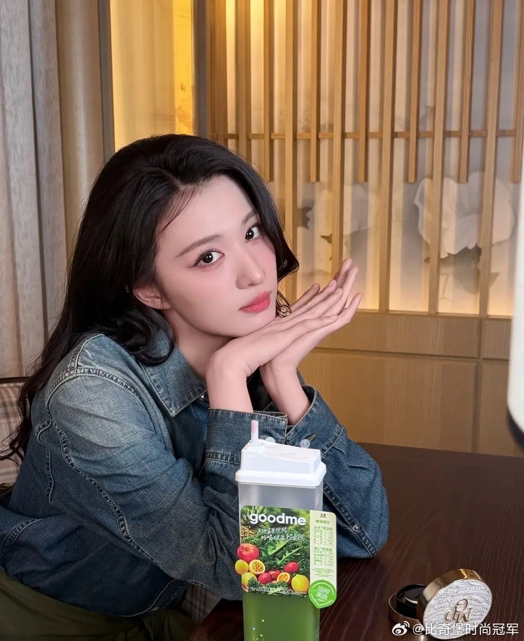 看来是王楚然的新推广了，老古茗浪费我表情，人生第一杯果蔬茶就这么被你骗了