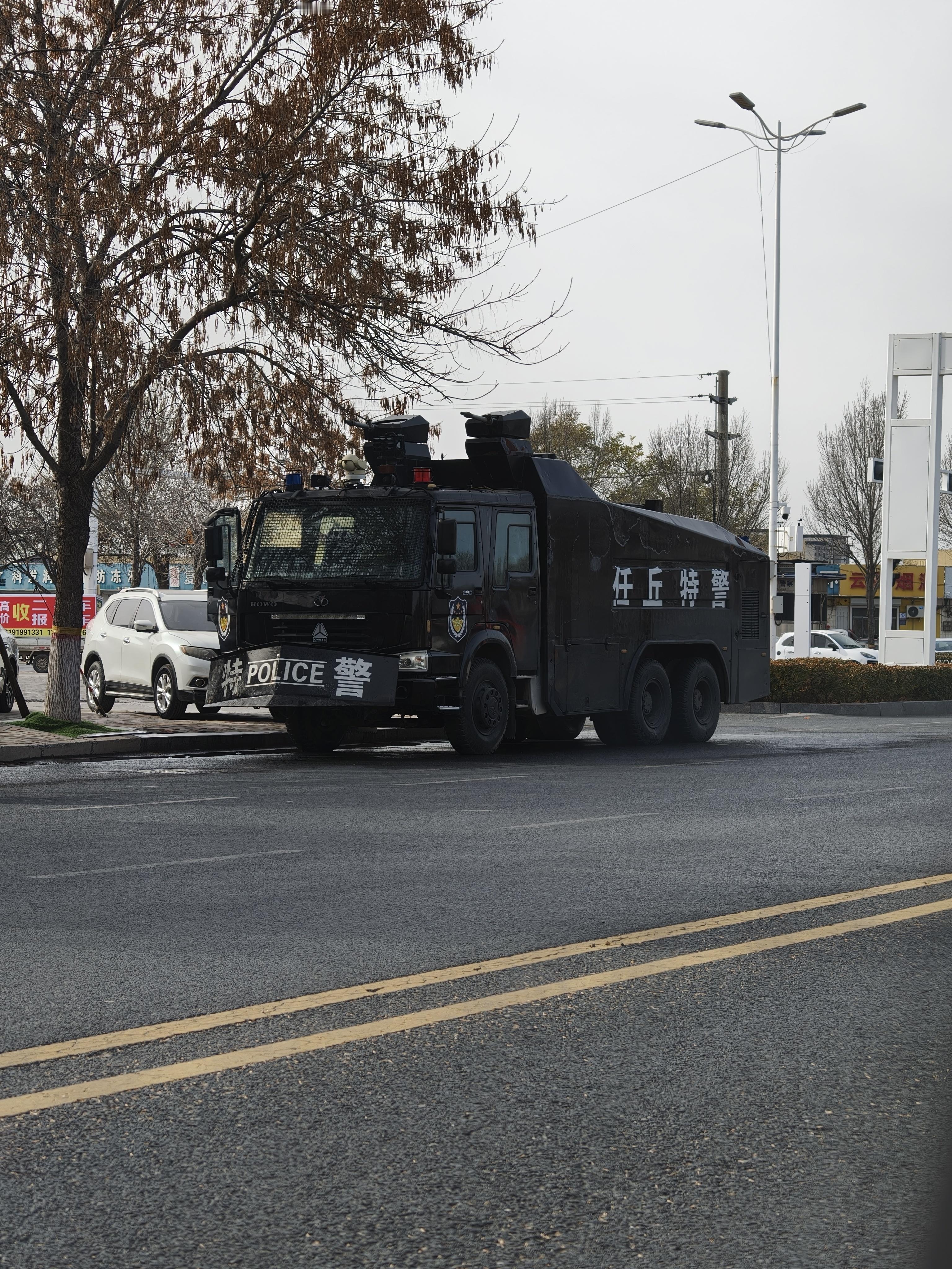 世界末日和丧尸来袭的专用车辆