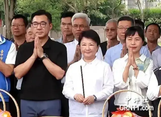 台媒近日民调显示，民众对赖清德“施政”的不满度高达84%。17日，国民党籍台中