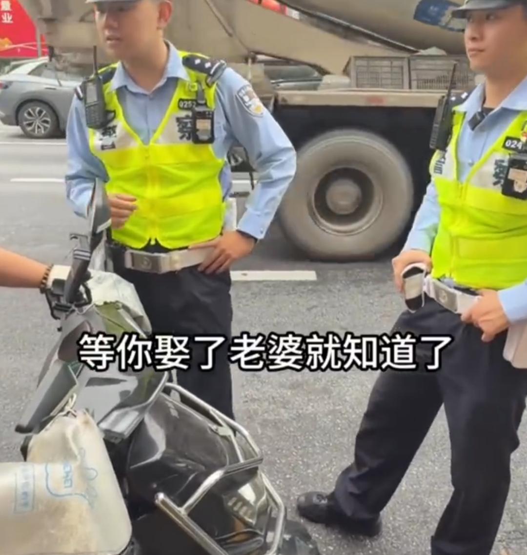 怕老婆是一种通病，遗传不遗传咱不知道。但是，它一定会是很流行。前不久，上海长宁