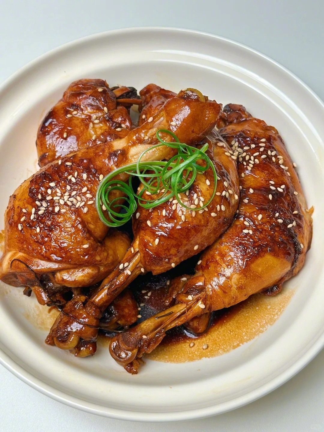 好吃到吮手指！年夜饭又多一道拿手菜啦酱汁浓郁鸡肉超嫩的豉油鸡！好吃到吮手指啦，没