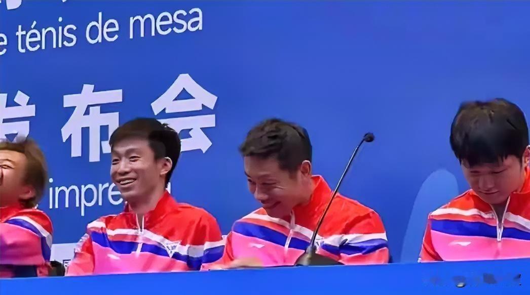 上海队输球后，周恺笑着说:他们三个都拿过团体冠军，只有我没有！大家都笑了，只