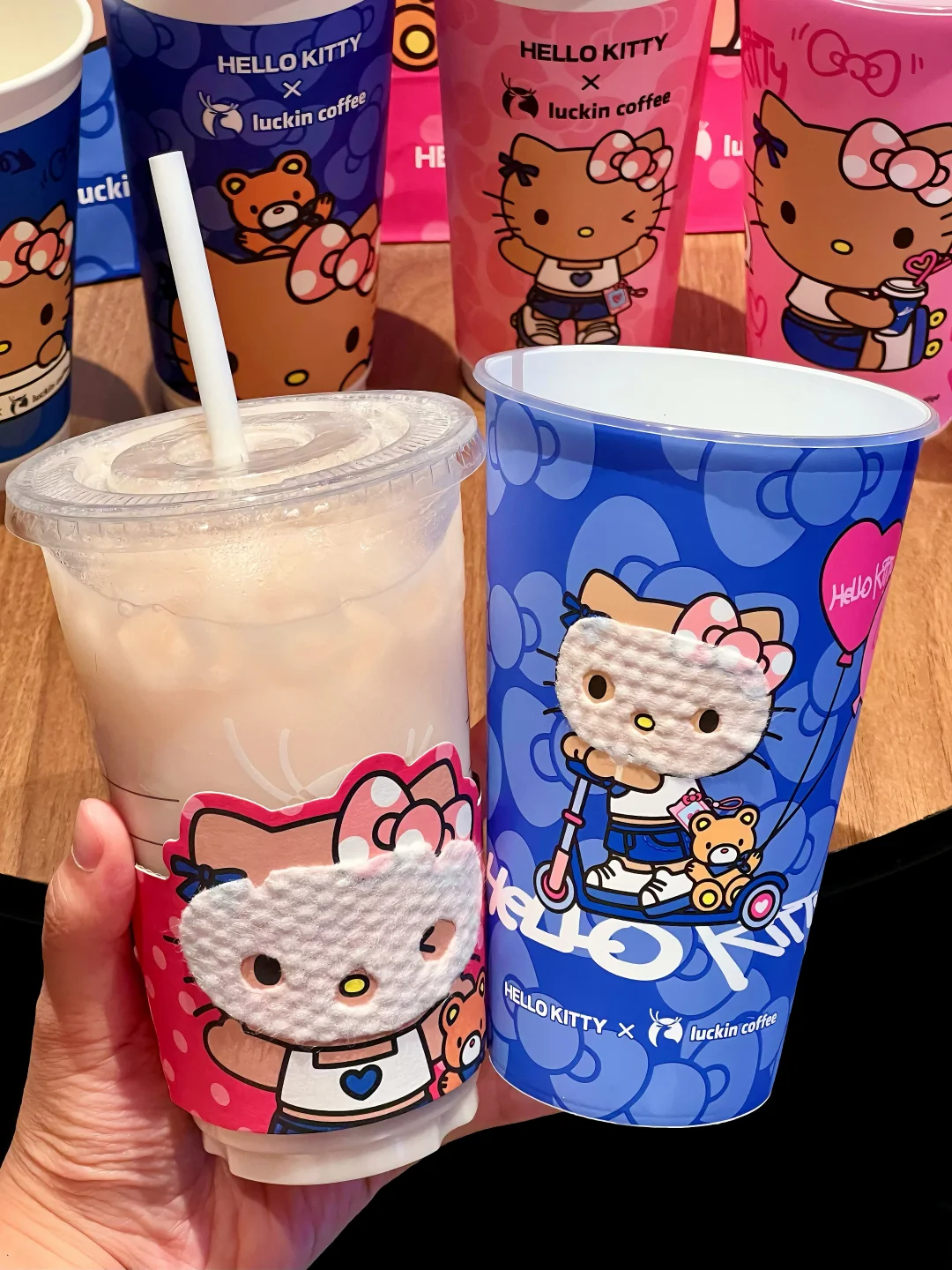 报告！！为什么我的瑞幸×Hello kitty不一样？！