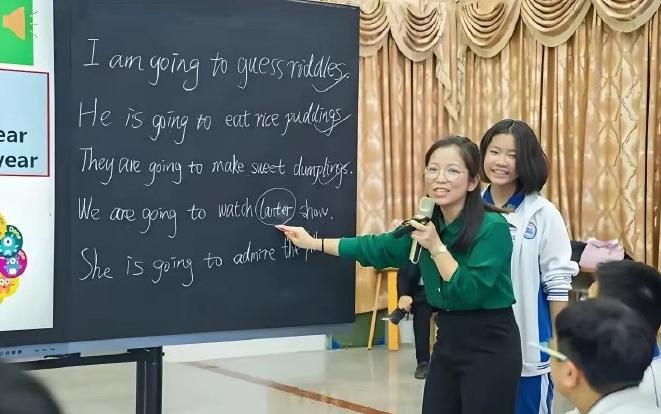 你知道英语为什么不能退出主科地位吗？关于英语该不该退出主科的争论，这些年就没