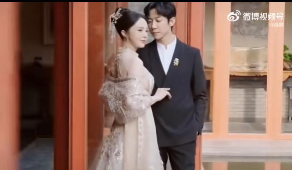 董璇和张维伊的婚礼直接玩起“双城记”，甜度超标！6月21日先在山西大同办传统宴