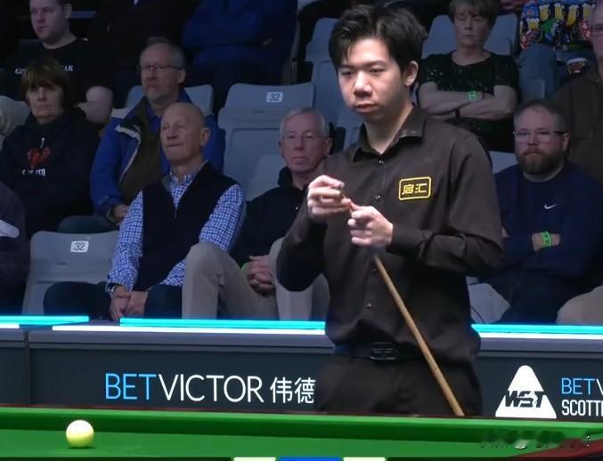 开门红！吴宜泽、袁思俊、蓝裕豪乘胜狙击。2025斯诺克苏格兰公开赛的揭幕战，卫