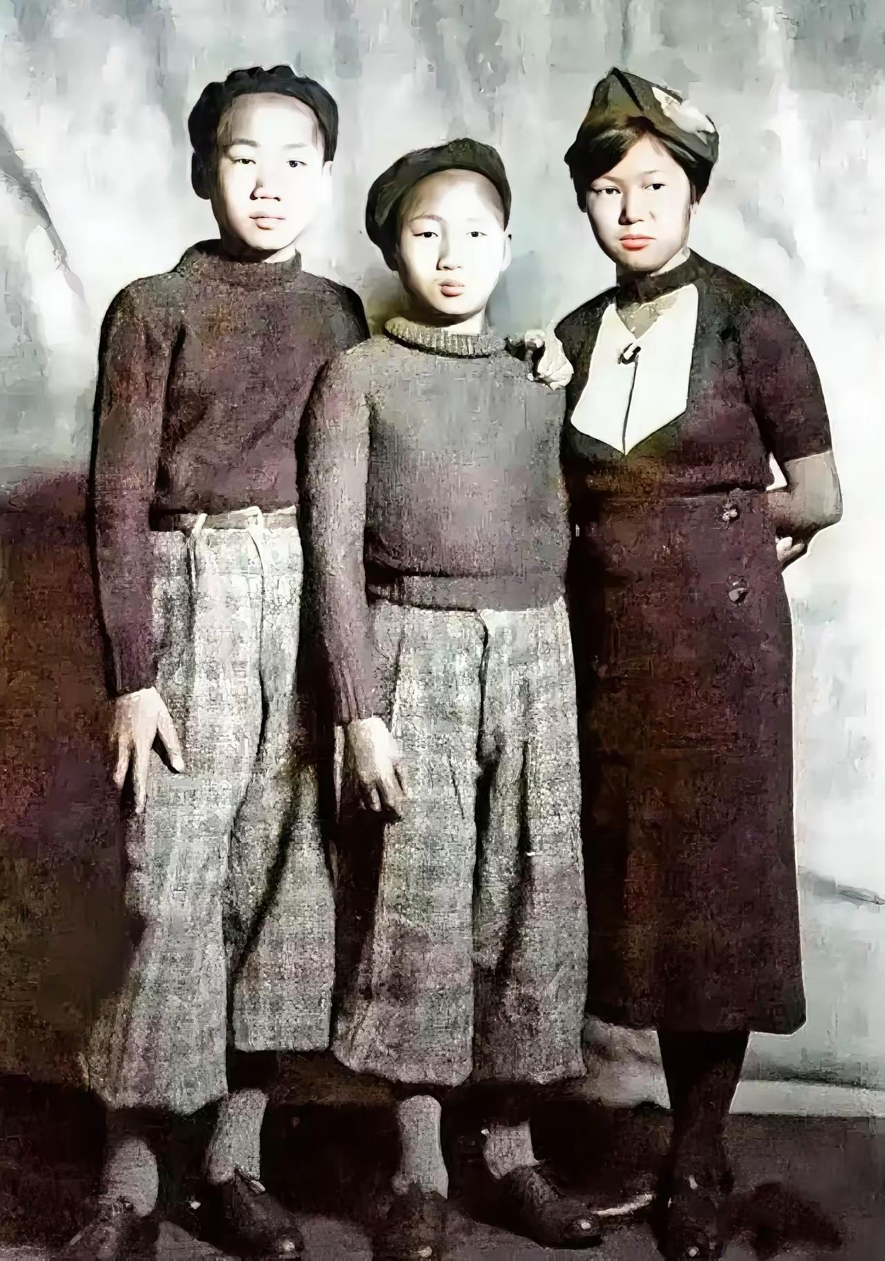 看到这张老照片，我鼻子一酸就是这张1937年的老照片，三个半大孩子，在苏联的