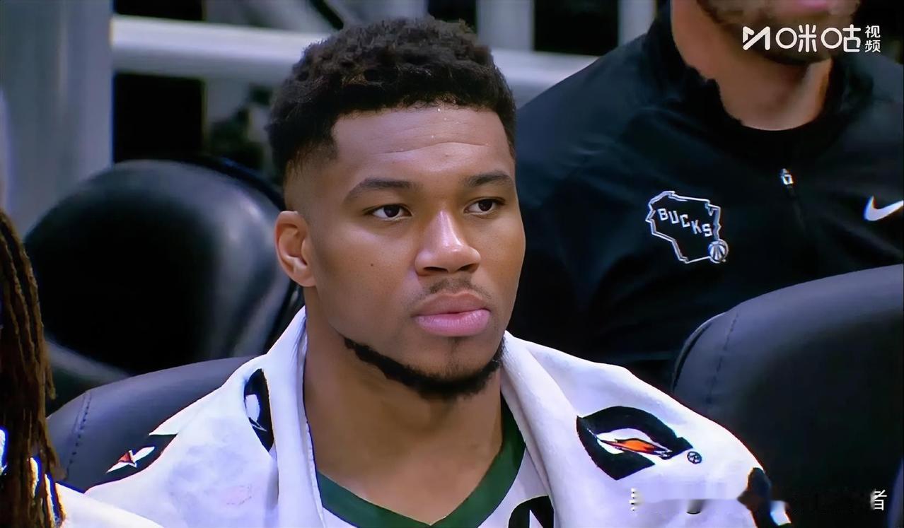 本赛季东部球星按实力大致可划分为三个档次！第三档：班凯罗、英格拉姆、巴恩斯、德