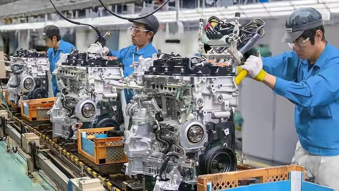 把日本工业打烂，打垮，对世界上的其他经济体是完美的捡漏好吧。日本汽车业倒下，美国