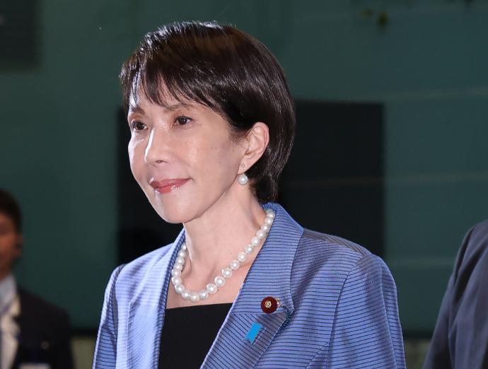 人民日报定调！高市早苗只有一个结局！11月28日，《人民日报》以“