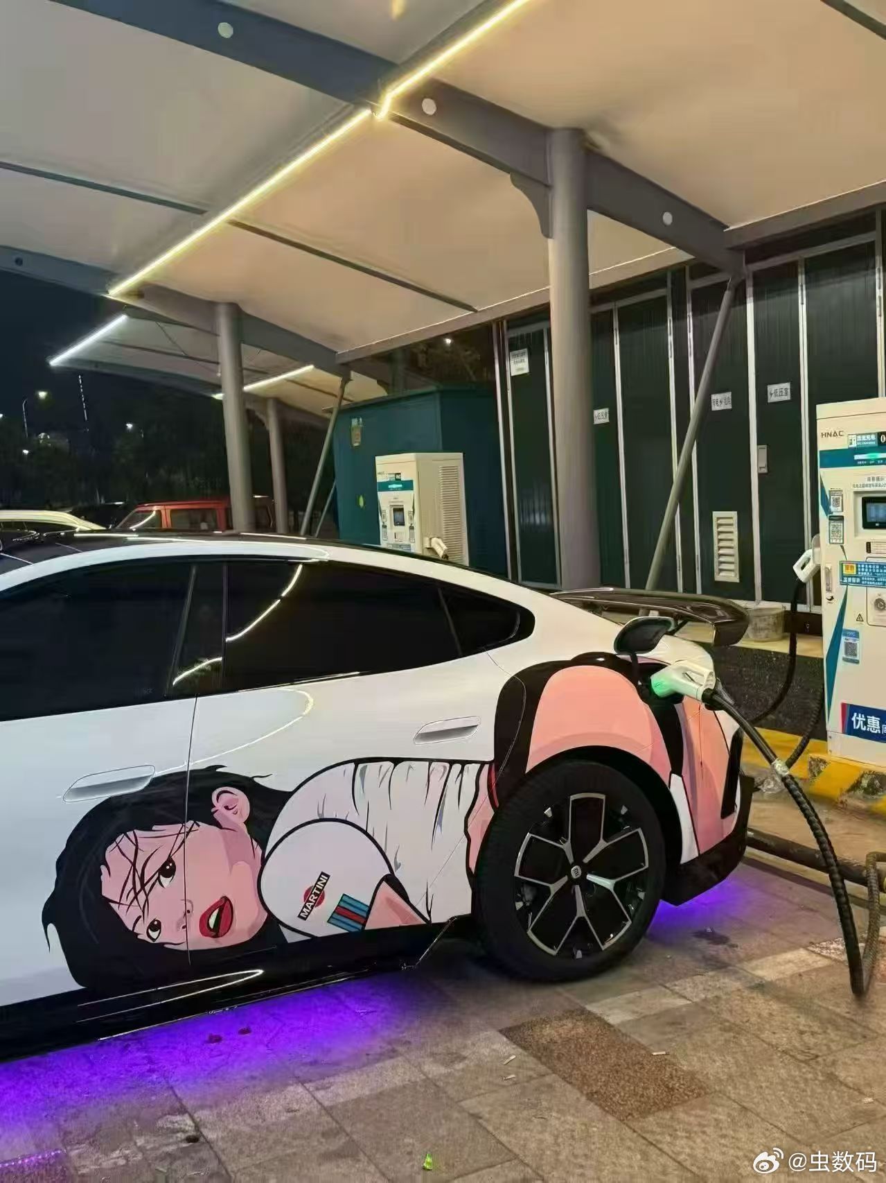 这是什么魔鬼？[捂脸哭]​​​
