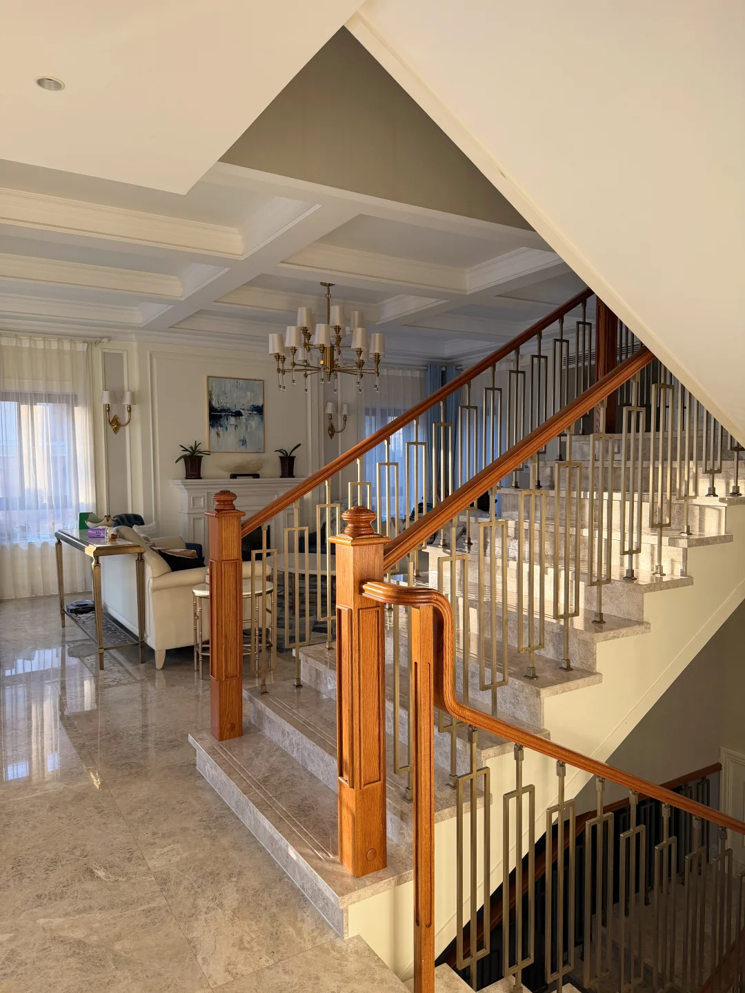 春天🌸会反复爱上阳光下的家🌅