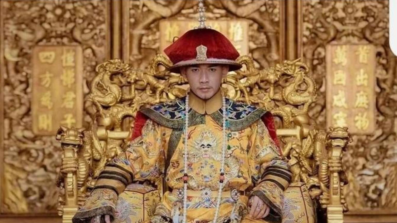 一天清早，乾隆醒来，指着一个宫女说：“你过来给朕冲龙沟。”这看似寻常的一