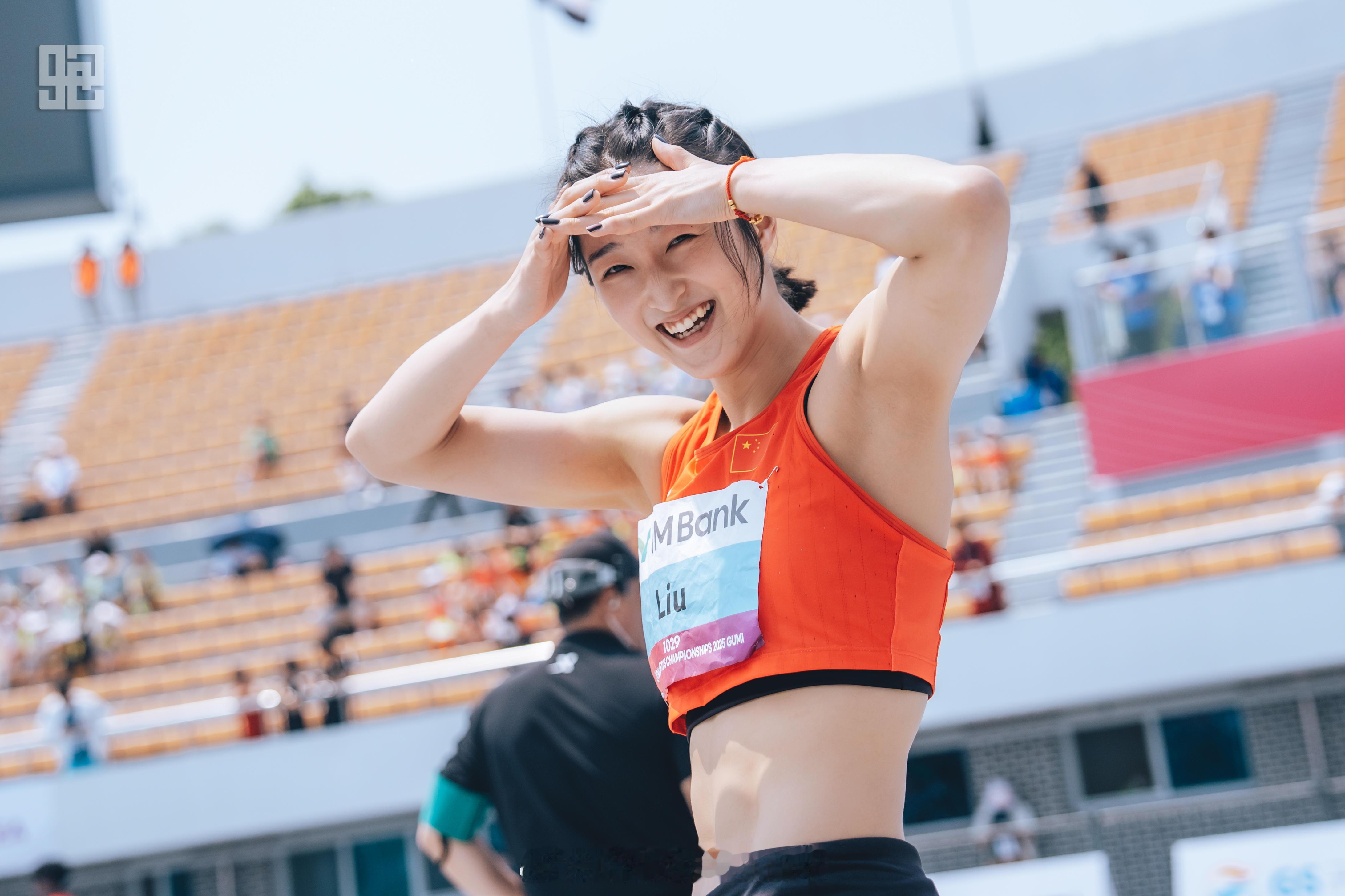 2025亚洲田径锦标赛女子七项全能，三项过后，刘静逸暂列第三位。田径说一哈你不