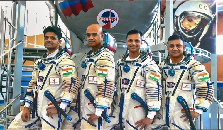 【印度载人发射推迟到2028】印度空间研究组织(ISRO)首席执行官V.Nar