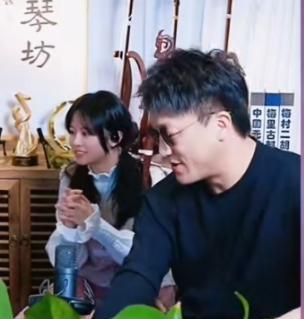 拿了抖音城市赛第四的二饼力哥，转头就退赛了——不是打不动，是算不过账？刚捧回第