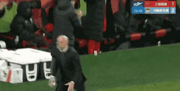 穆斯卡特到中国执教以来最暴怒的一次！！看视频，刘祝润没有任何推人，没有任何犯