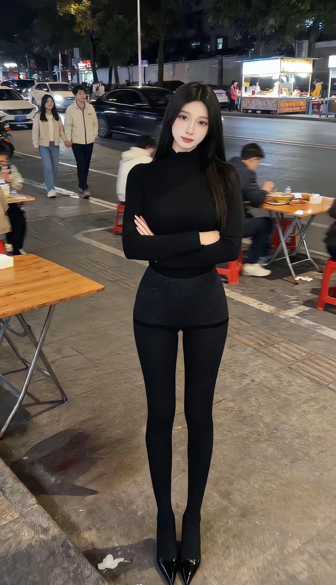 站在街边的女孩都这么漂亮了，丑女孩还怎么上街？