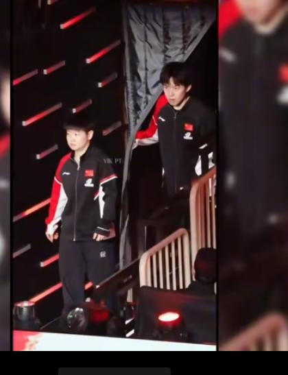 什么都你来，大头，这句话的含金量还在上升。莎莎出来，大头手比脑子快，一个胳膊下去