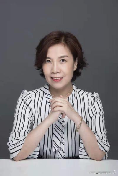 谷文萍医生是中南大学湘雅医院神经内科的主任医师、教授，也是孙同学的导师。目前相关