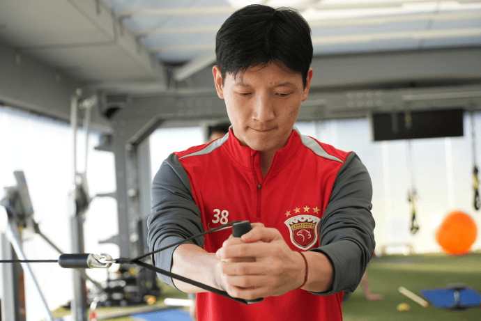 海港冬训将与泽尼特进行2场热身赛, 全队集体观看U23半决赛