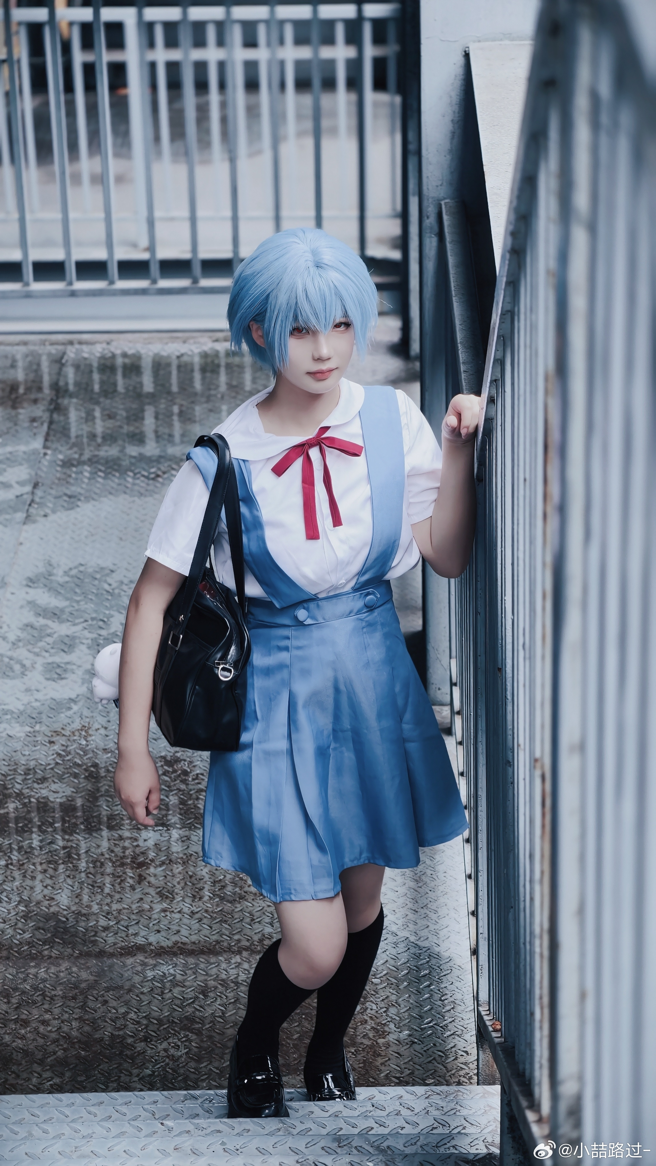 vivo「我不是人偶」——傍晚拍的一组绫波丽正片。出镜：cn晚凛📷：viv