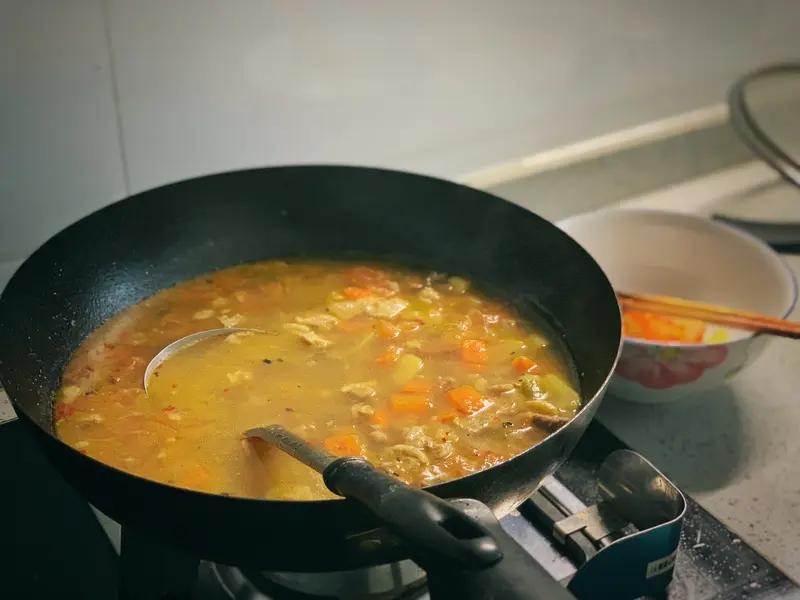 你经常吃外卖还是自己做饭