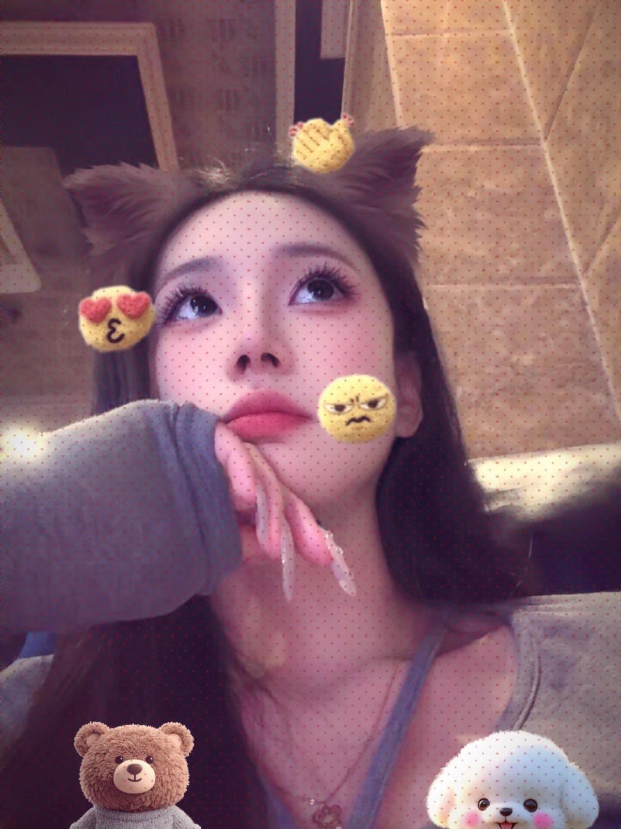 今天又对谁摇尾巴了我的小狗