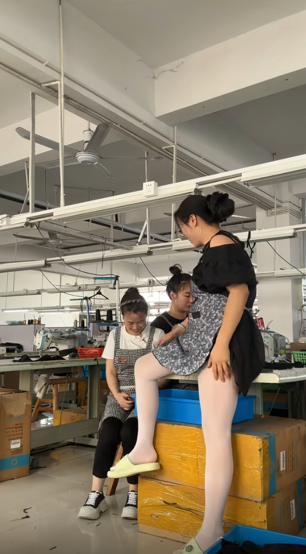 还好我不在这个车间，要不然厕所都得多跑几次