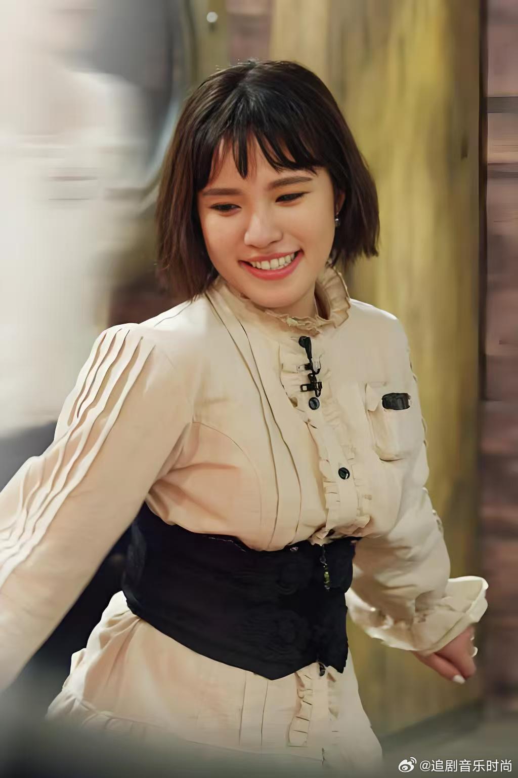 谢依霖因前男友讨厌金牛座谢依霖：前男友是金牛座。从此所有金牛座路过都要被瞪一眼