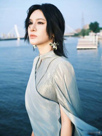 尚雯婕智性恋天菜巴黎合伙人名场面尚雯婕一开口就知道水准，条理分明的表达里全是智